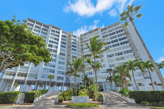 view of building exterior