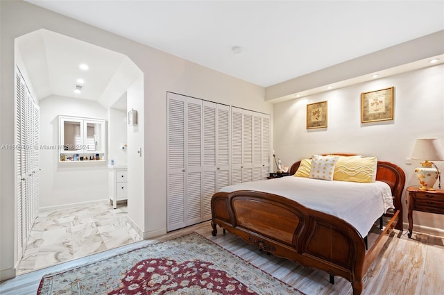 bedroom with a closet