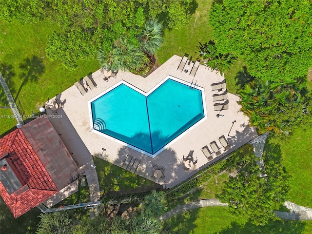 birds eye view of property