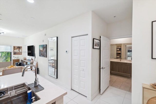 kitchen featuring light tile patterned floors