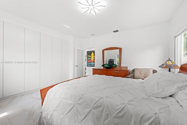 bedroom featuring a closet