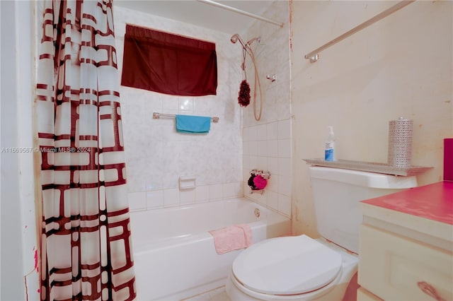 full bathroom featuring shower / bathtub combination with curtain, vanity, and toilet