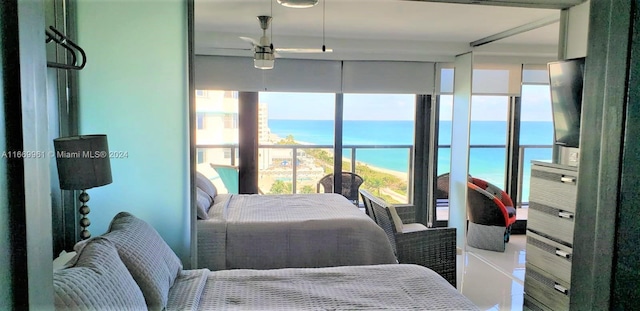 bedroom featuring ceiling fan