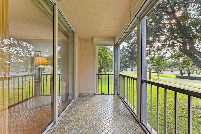 view of unfurnished sunroom