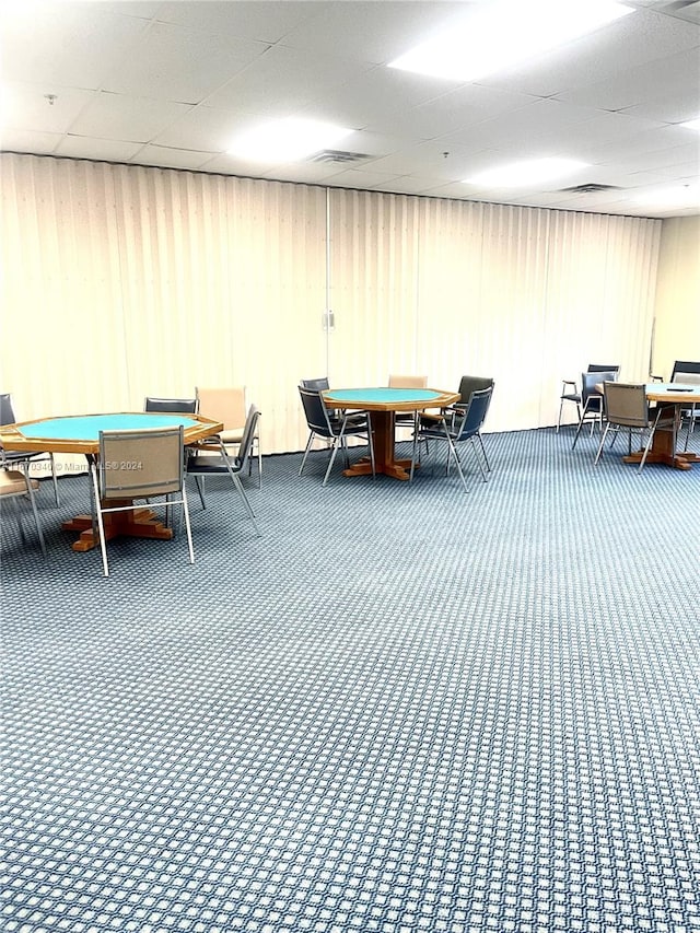 game room featuring carpet