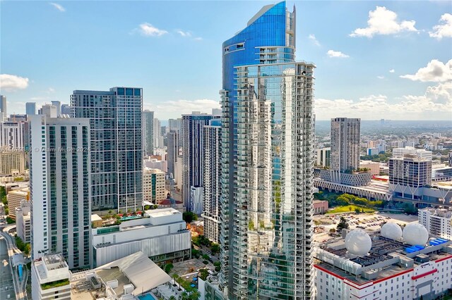 851 NE 1st Ave Unit 2200, Miami, FL 33132 - view of city skyline