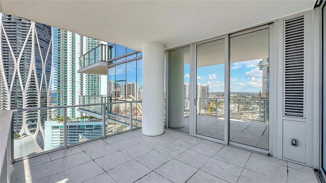 851 NE 1st Ave Unit 2200, Miami, FL 33132 - balcony with a view of city
