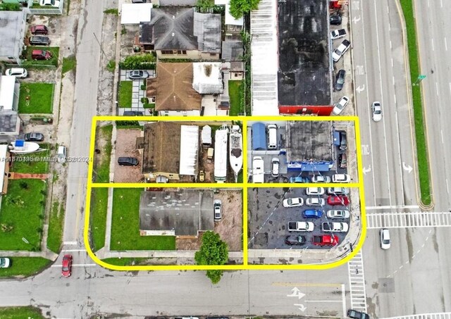4264 E 8th Ct, Hialeah, FL 33013 - photo 11