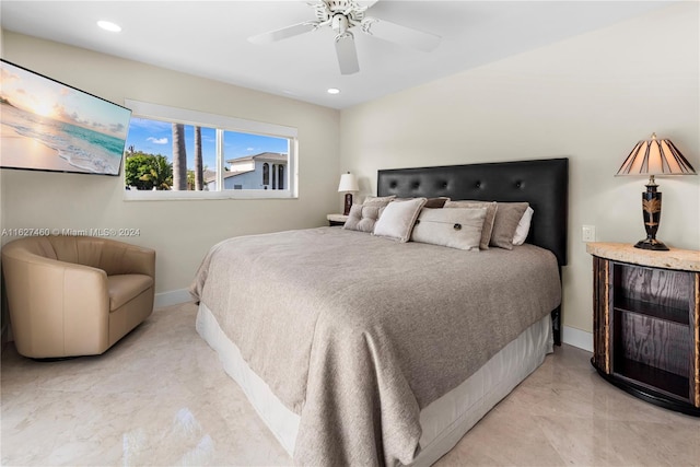 bedroom with ceiling fan