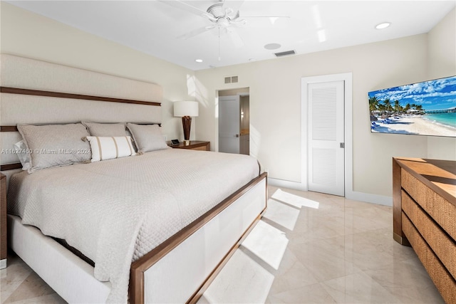 bedroom featuring ceiling fan