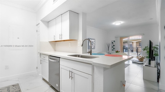 kitchen with white cabinetry, kitchen peninsula, dishwasher, crown molding, and sink