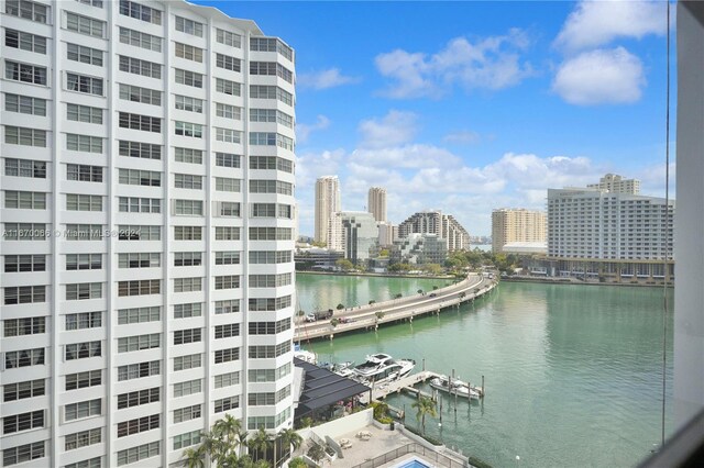905 Brickell Bay Dr Unit 1121, Miami, FL 33131 - photo 1