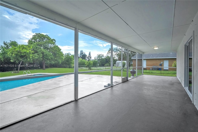 view of unfurnished sunroom