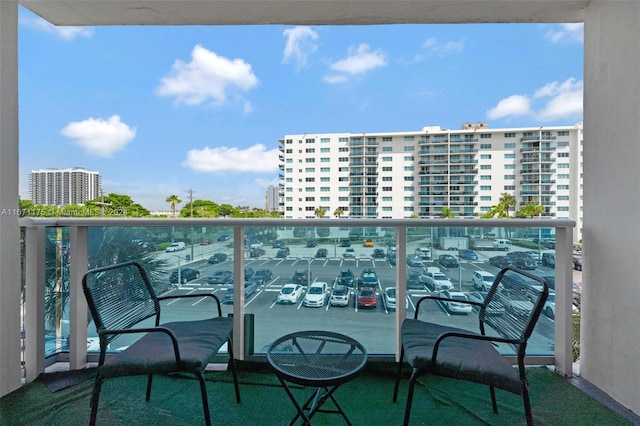 7501 E Treasure Dr Unit 3M, North Bay Village, FL 33141 - photo 1