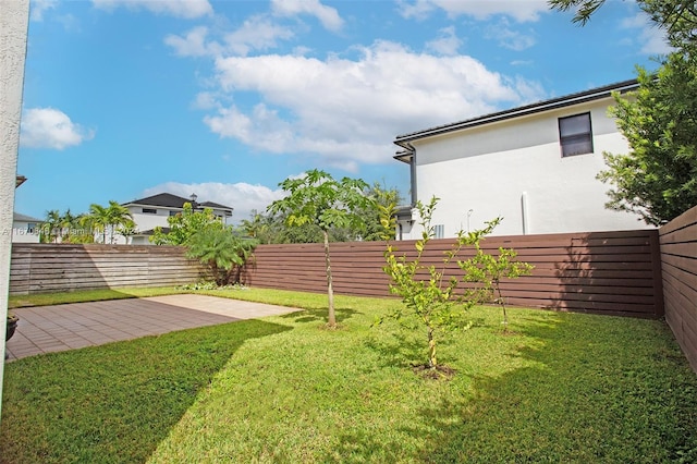 view of yard with a patio