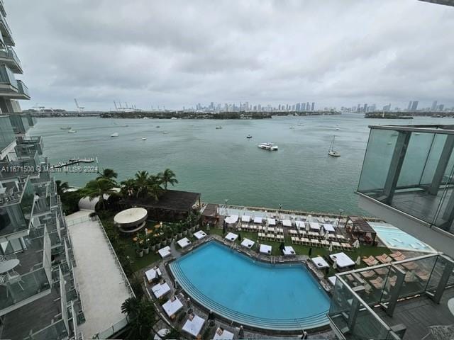 1100 W Ave Unit 908, Miami Beach, FL 33139 - photo 2
