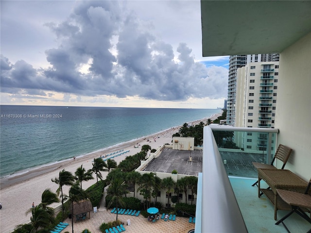 water view featuring a beach view