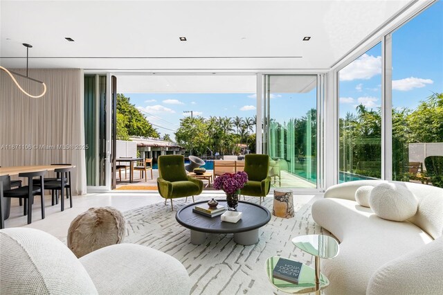 view of sunroom / solarium