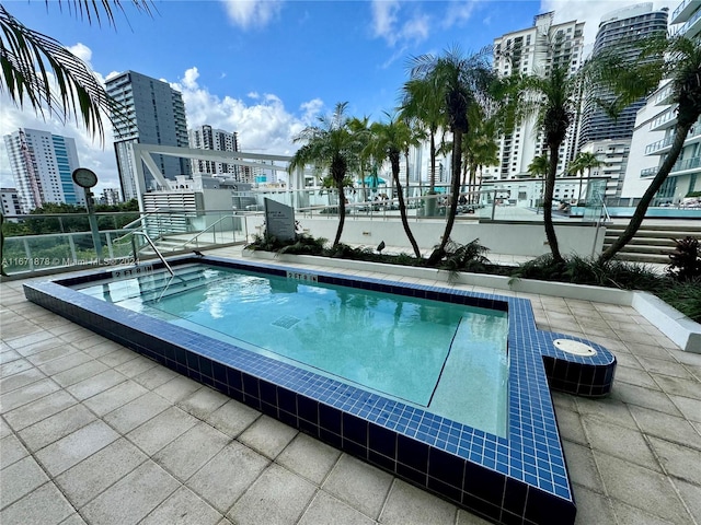 view of swimming pool