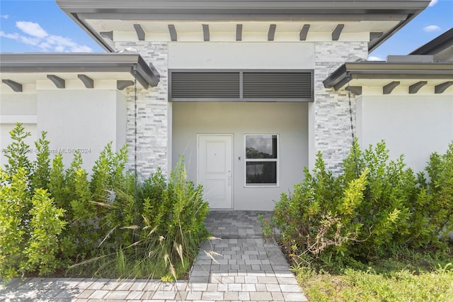 view of entrance to property