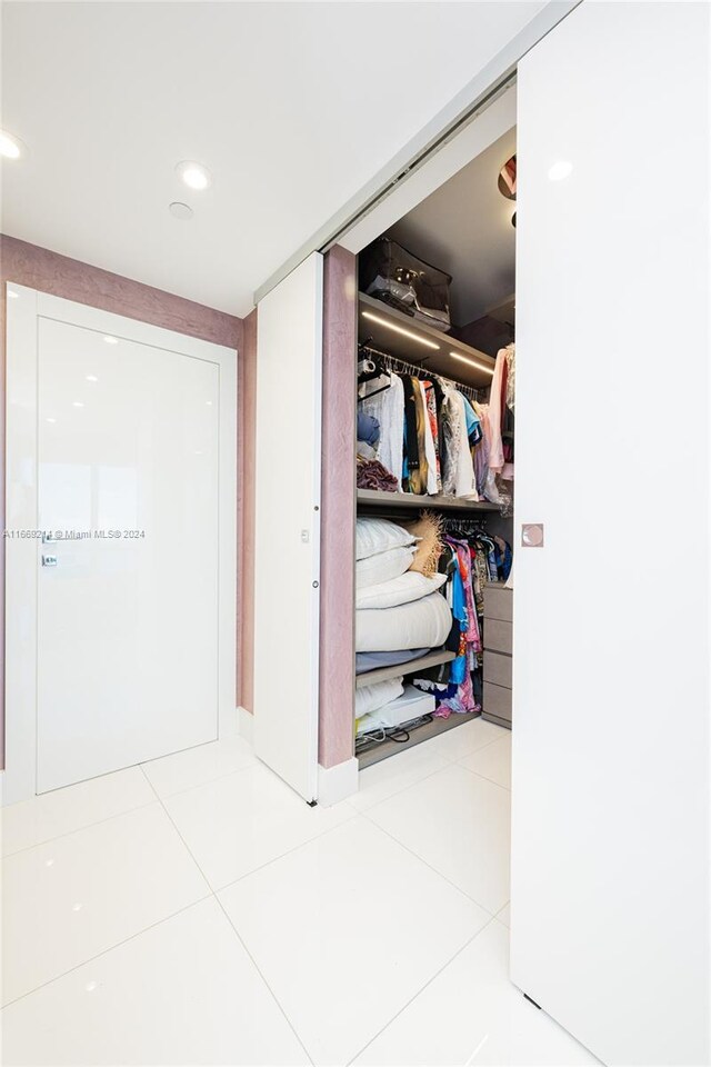 17121 Collins Ave Unit 1103, Sunny Isles Beach, FL 33160 - view of closet