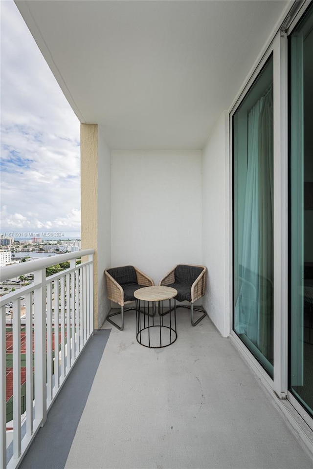 1745 E Hallandale Beach Blvd Unit 1804W, Hallandale Beach, FL 33009 - view of balcony