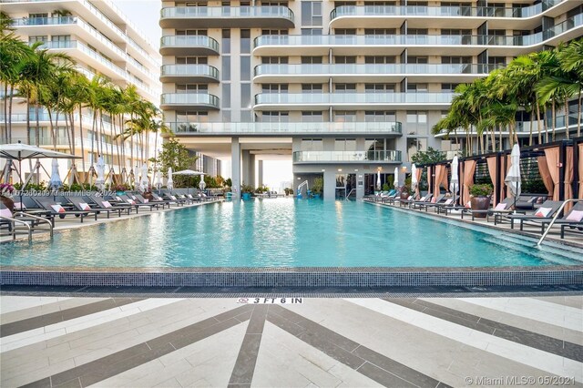 121 NE 34th St Unit 2806A, Miami, FL 33137 - view of community pool