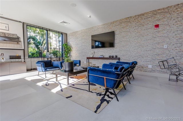 121 NE 34th St Unit 2806A, Miami, FL 33137 - interior space with visible vents