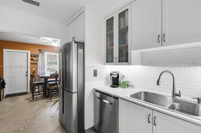 1070 NE 143rd St, North Miami, FL 33161 - photo 3