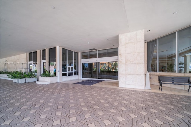 8855 Collins Ave Unit 2D, Surfside, FL 33154 - view of property entrance