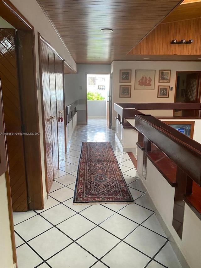 94-93 59 Cra, Barranquilla, FL 80001 - hallway featuring light tile patterned floors and wood ceiling