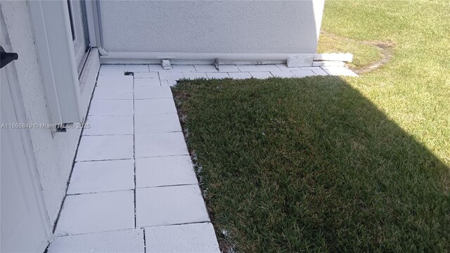 5127 Robino Cir, West Palm Beach, FL 33417 - exterior view of stucco siding