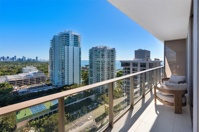 2678 Tigertail Ave Unit 1504B, Miami, FL 33133 - balcony with a skyline view