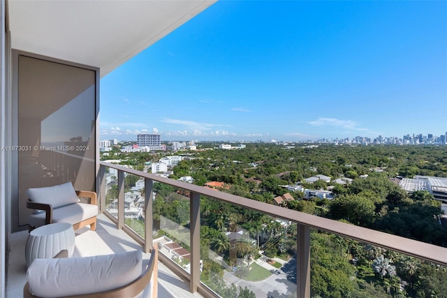 2678 Tigertail Ave Unit 1504B, Miami, FL 33133 - balcony with a view of skyline