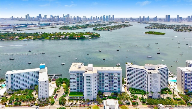 bird's eye view featuring a water view