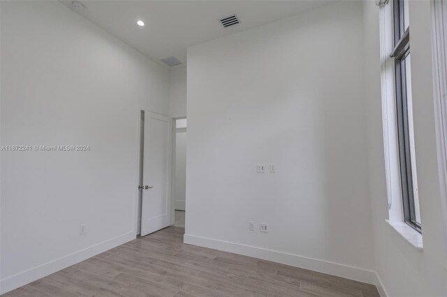 empty room featuring light hardwood / wood-style flooring