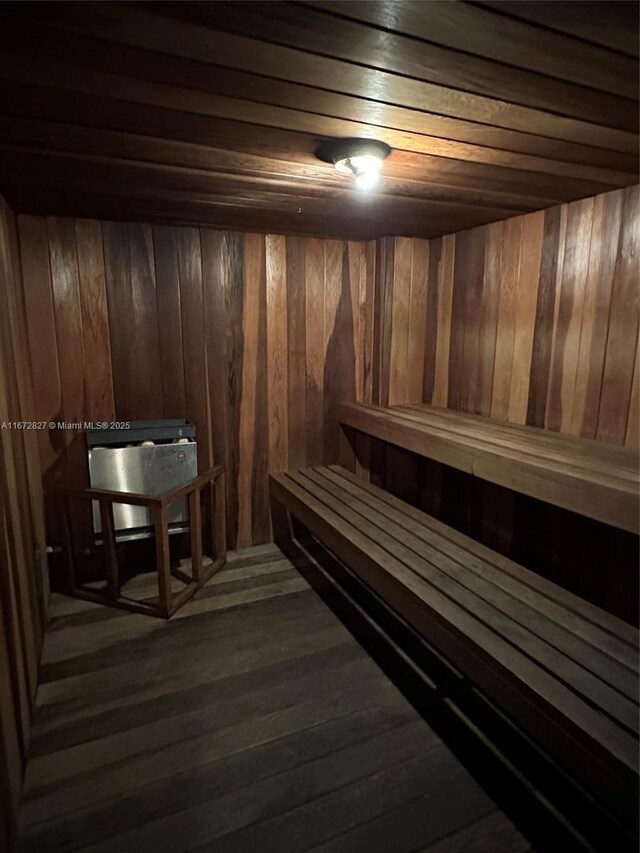 view of sauna / steam room