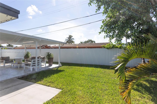 view of yard with a patio