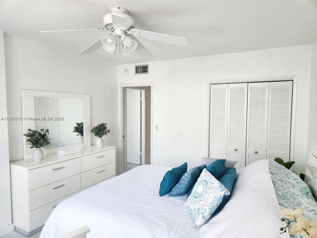 4330 Hillcrest Dr Unit 414, Hollywood, FL 33021 - bedroom featuring a closet and ceiling fan
