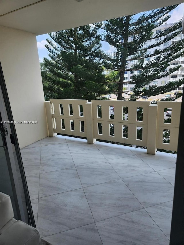 4330 Hillcrest Dr Unit 414, Hollywood, FL 33021 - view of patio featuring a balcony