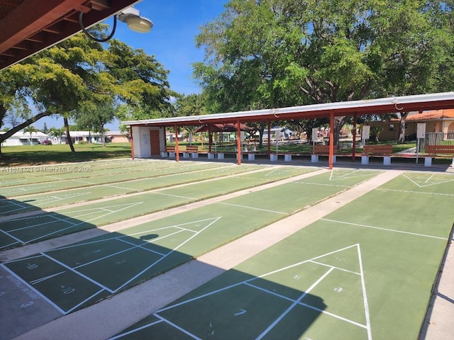 surrounding community with shuffleboard