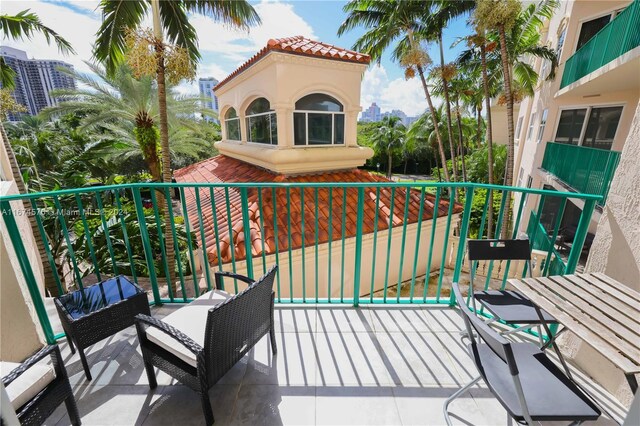 19900 E Country Club Dr Unit 307, Aventura, FL 33180 - photo 16