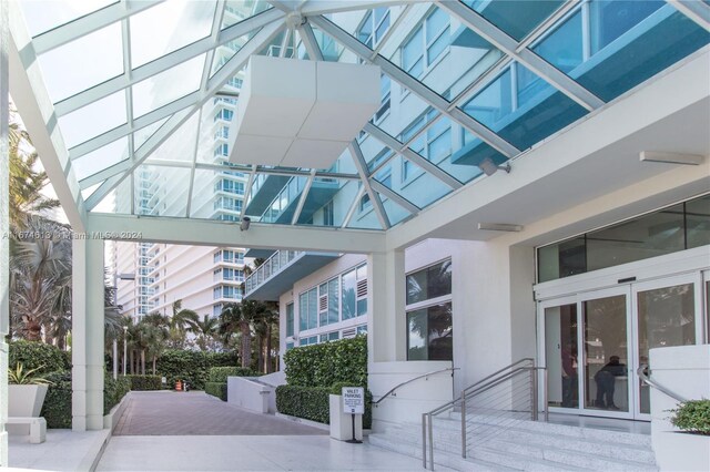 650 W Ave Unit 1101, Miami Beach, FL 33139 - view of sunroom / solarium