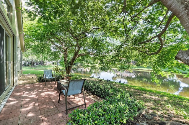 11088 Indian Lake Cir, Boynton Beach, FL 33437 - view of patio featuring a water view