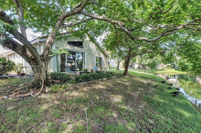 11088 Indian Lake Cir, Boynton Beach, FL 33437 - view of yard featuring a water view