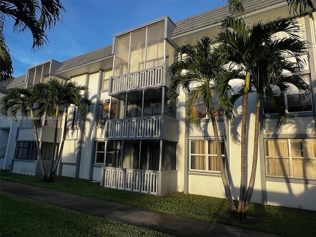 view of building exterior