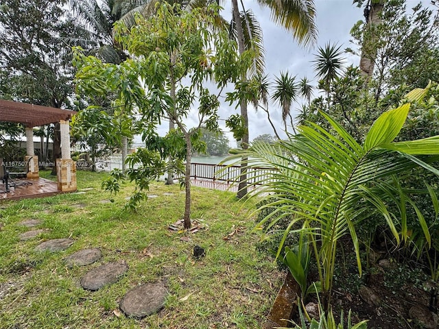 232 SW 7th Ave, Hallandale Beach, FL 33009 - view of yard with a pergola