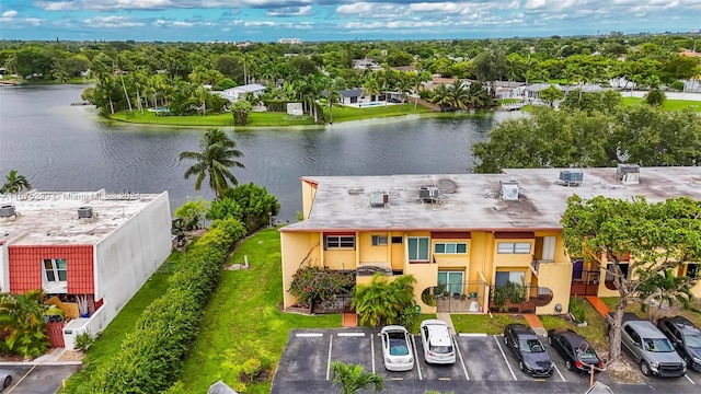 bird's eye view featuring a water view