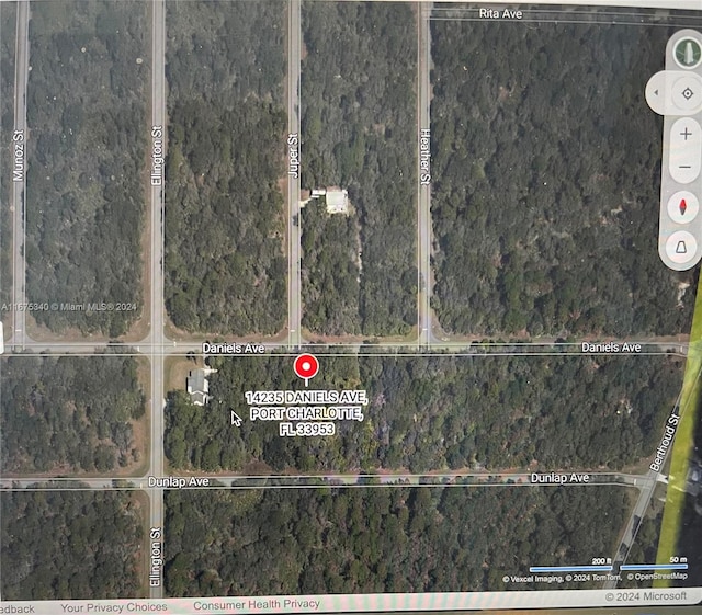 Listing photo 3 for 14235 Daniels Ave, Port Charlotte FL 33953