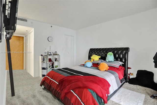 bedroom featuring carpet floors